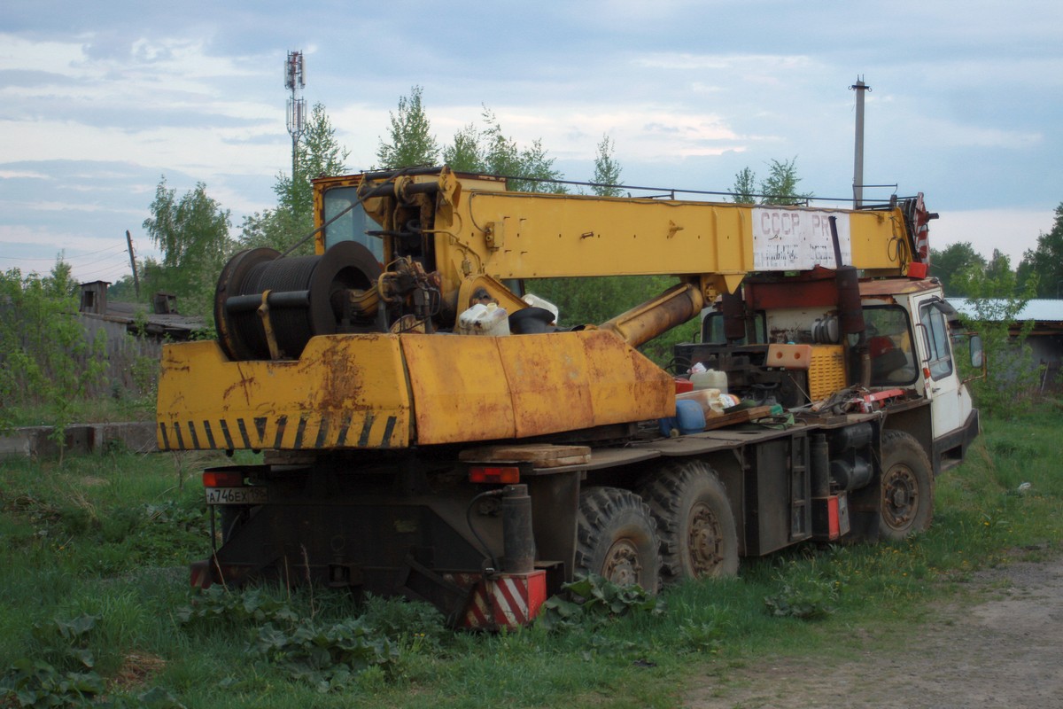 Свердловская область, № А 746 ЕХ 196 — Bumar Fablok PS-251