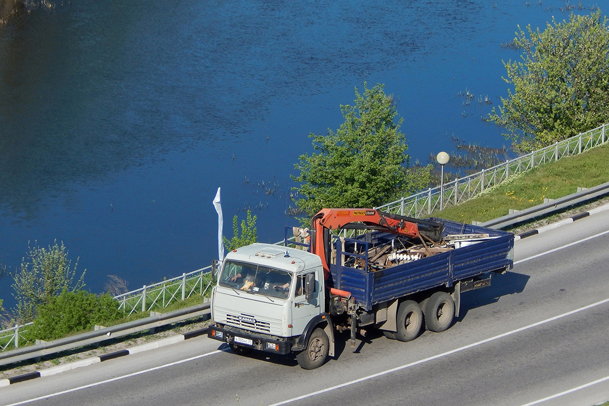 Белгородская область, № В 700 НС 31 — КамАЗ-53213