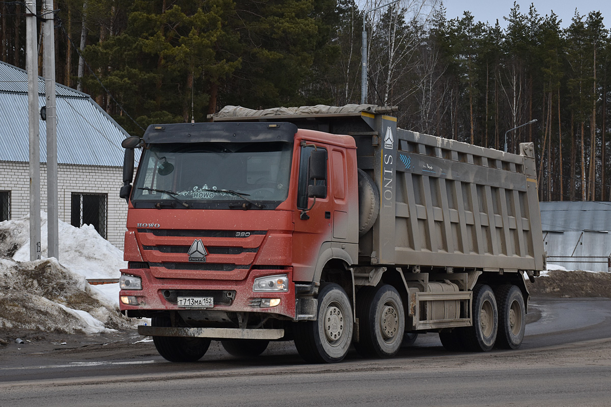 Нижегородская область, № Т 713 МА 152 — Howo HW ZZ3407