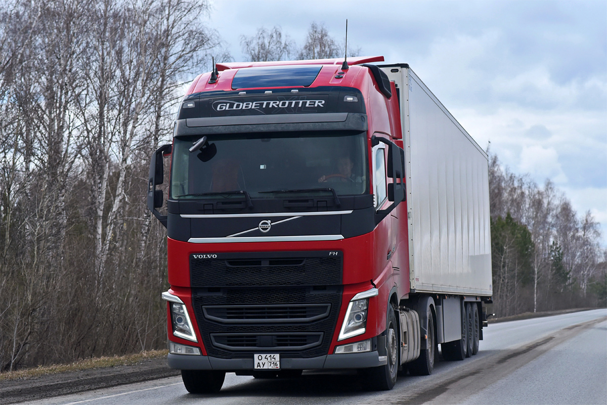 Татарстан, № О 414 АУ 716 — Volvo ('2012) FH.460