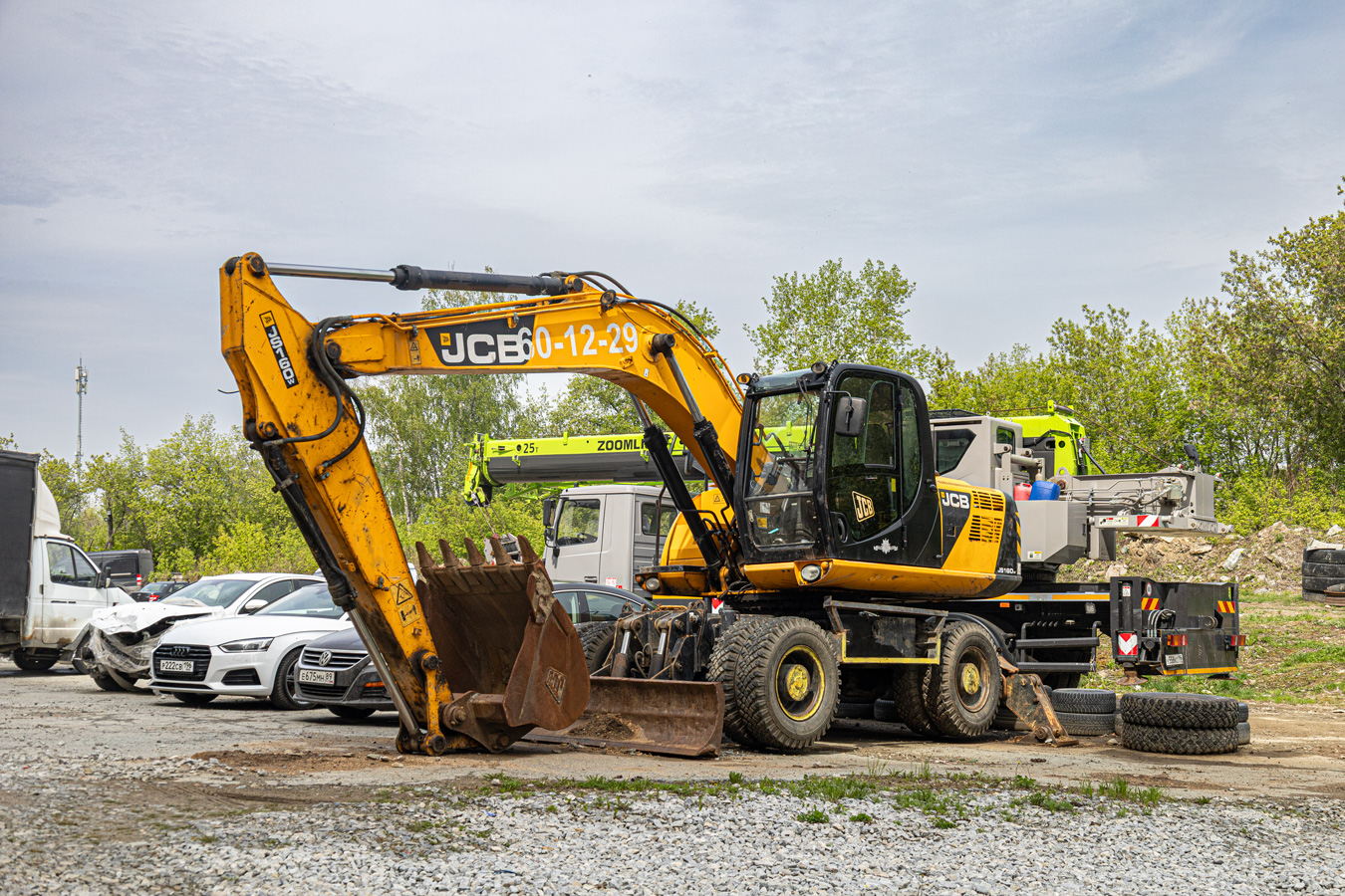 Свердловская область, № 0451 ЕЕ 66 — JCB JS160W