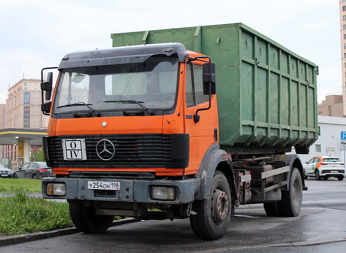 Санкт-Петербург, № У 254 ОН 198 — Mercedes-Benz SK 1827