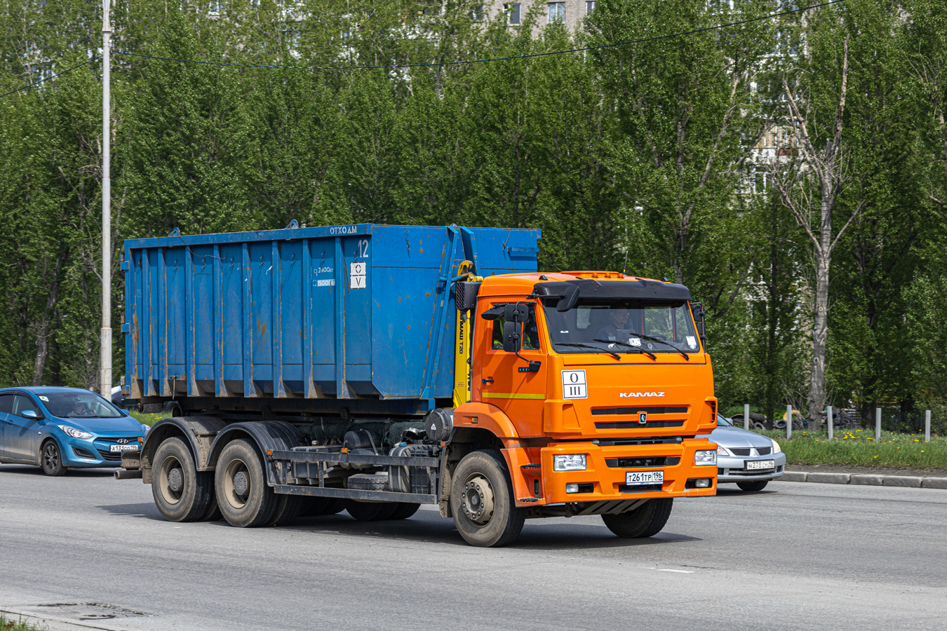 Свердловская область, № Т 261 ТР 196 — КамАЗ-6520-53