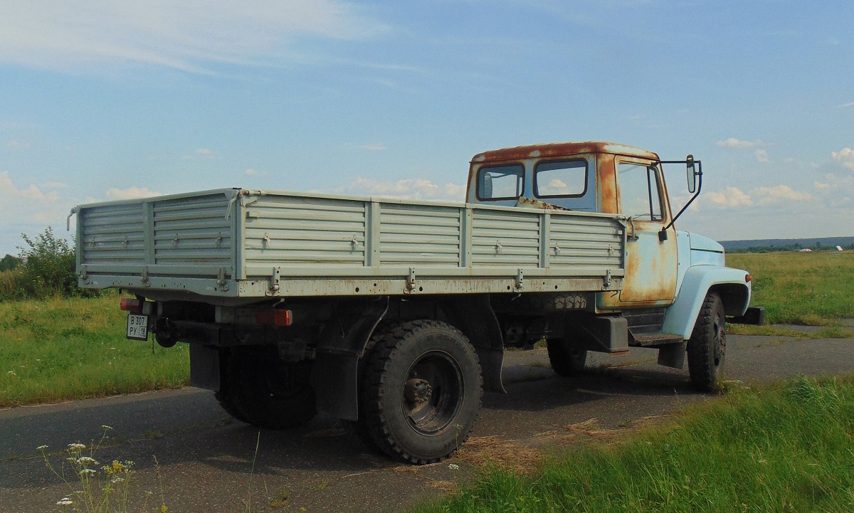 Удмуртия, № В 307 РУ 18 — ГАЗ-3307