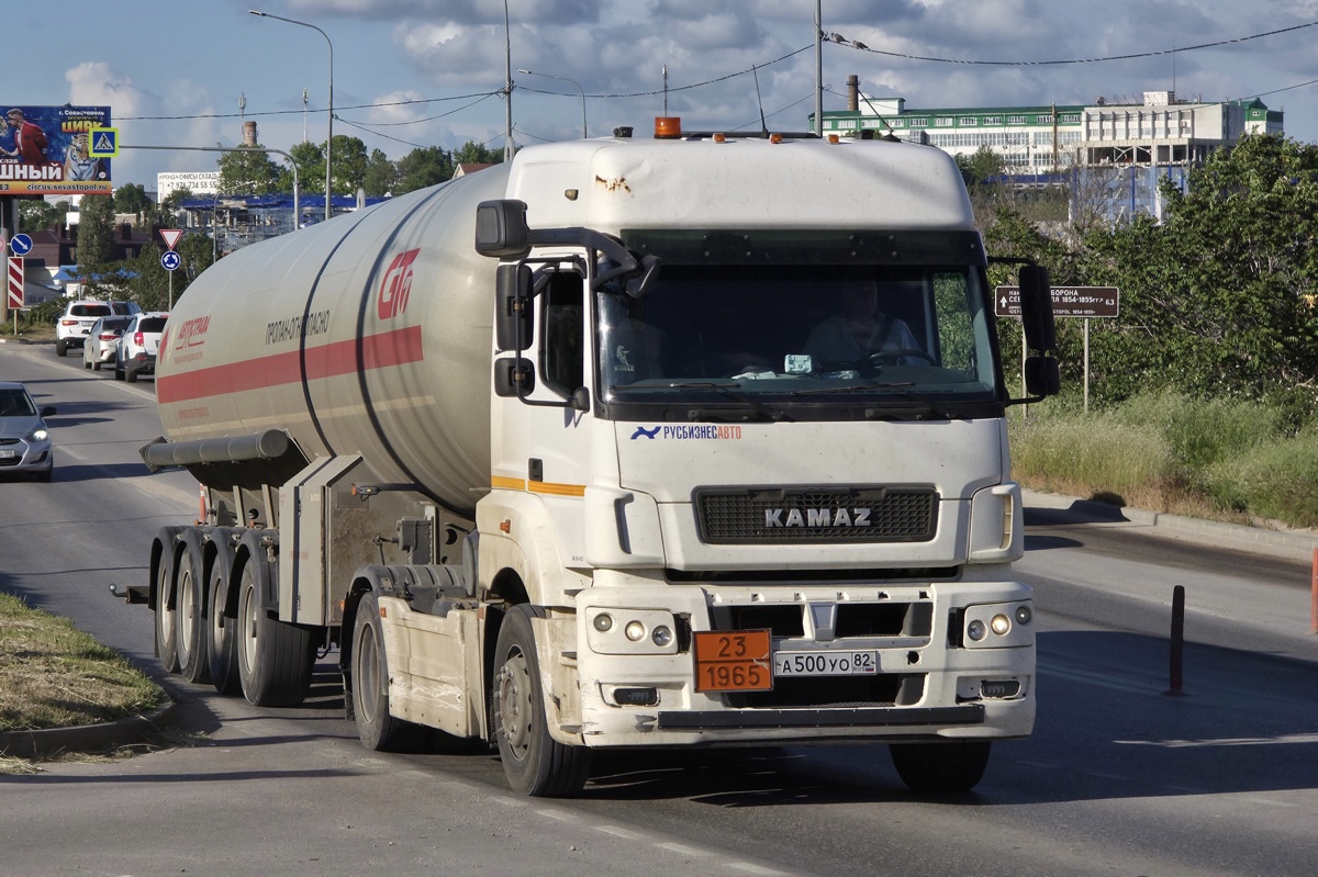 Крым, № А 500 УО 82 — КамАЗ-5490-T5(68)