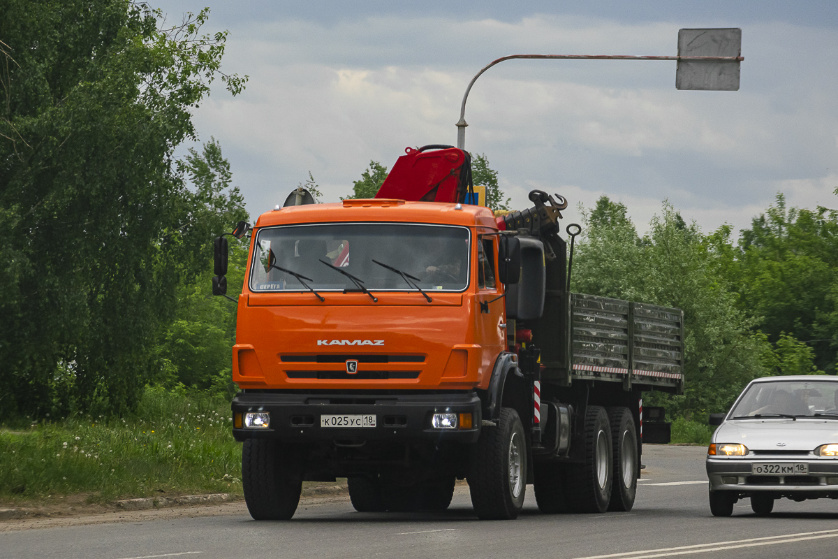 Удмуртия, № К 025 УС 18 — КамАЗ-53228 [532280]