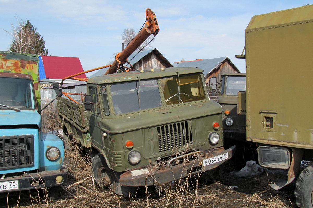 Томская область, № Е 034 ТВ 70 — ГАЗ-66-11