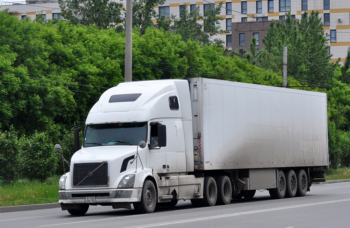 Омская область, № В 748 МО 155 — Volvo VNL670