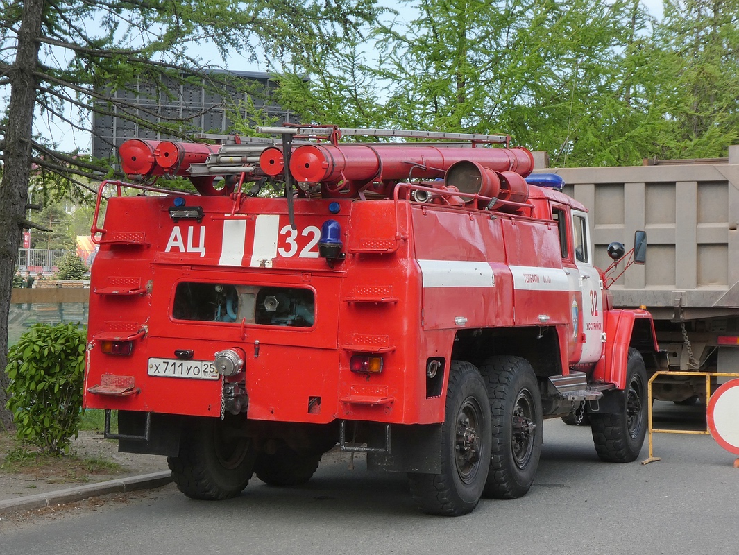 Приморский край, № Х 711 УО 25 — ЗИЛ-131Н