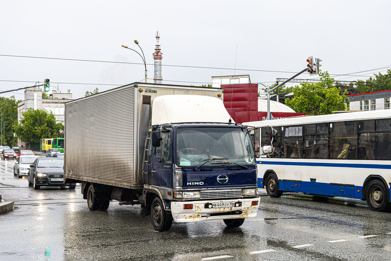 Свердловская область, № В 449 ОУ 96 — Hino Ranger