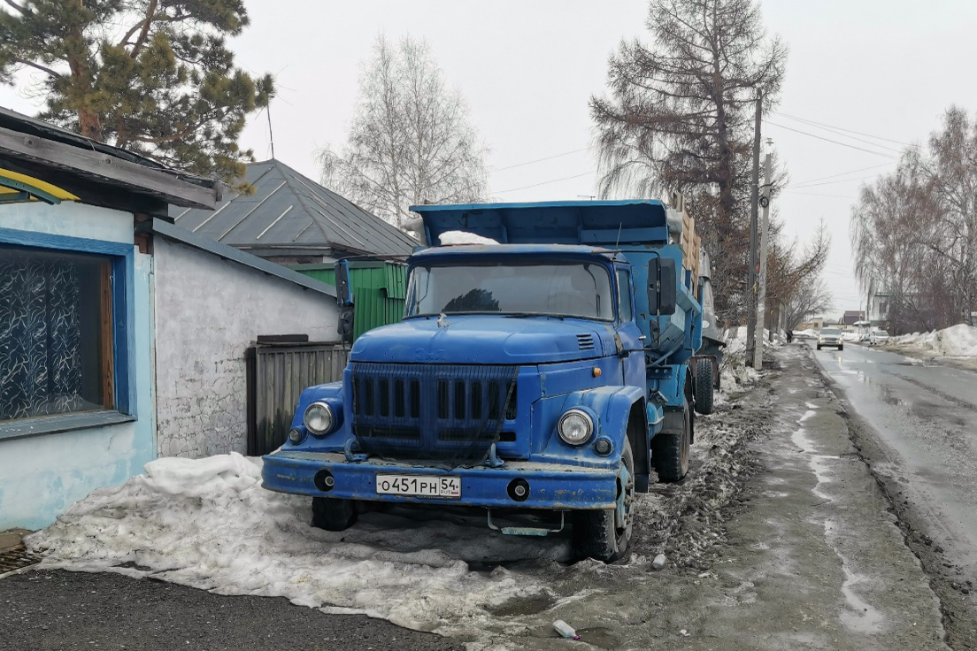 Новосибирская область, № О 451 РН 54 — ЗИЛ-495710