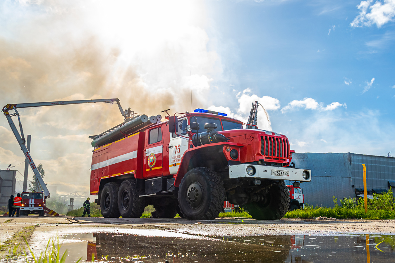 Архангельская область, № М 757 РВ 29 — Урал-5557-60