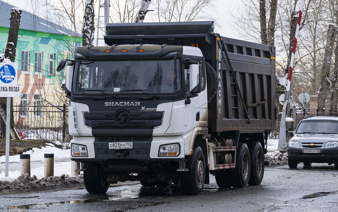 Башкортостан, № О 825 КО 702 — Shaanxi Shacman X3000 SX3258
