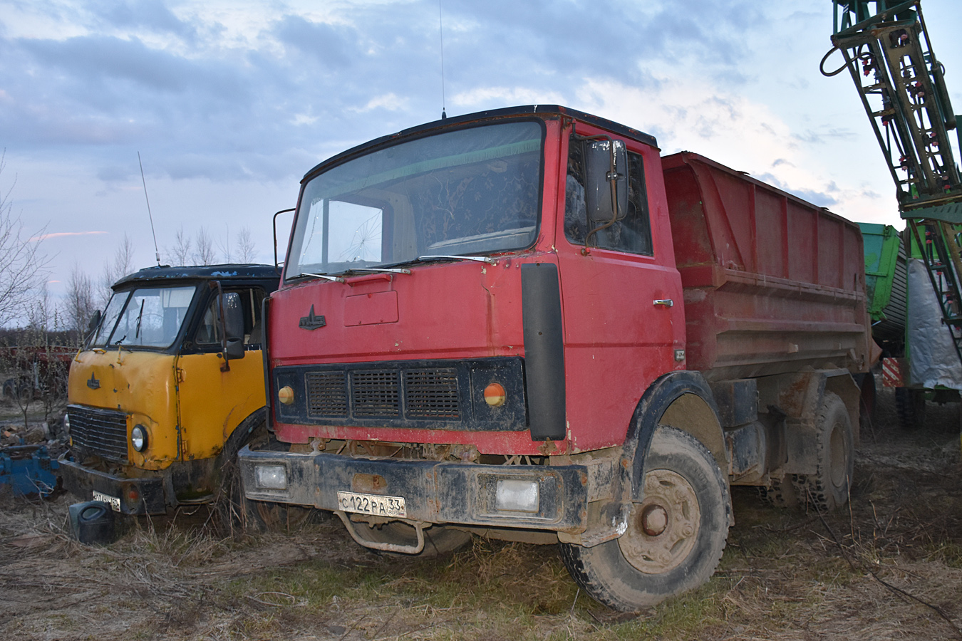 Рязанская область, № С 122 РА 33 — МАЗ-555106