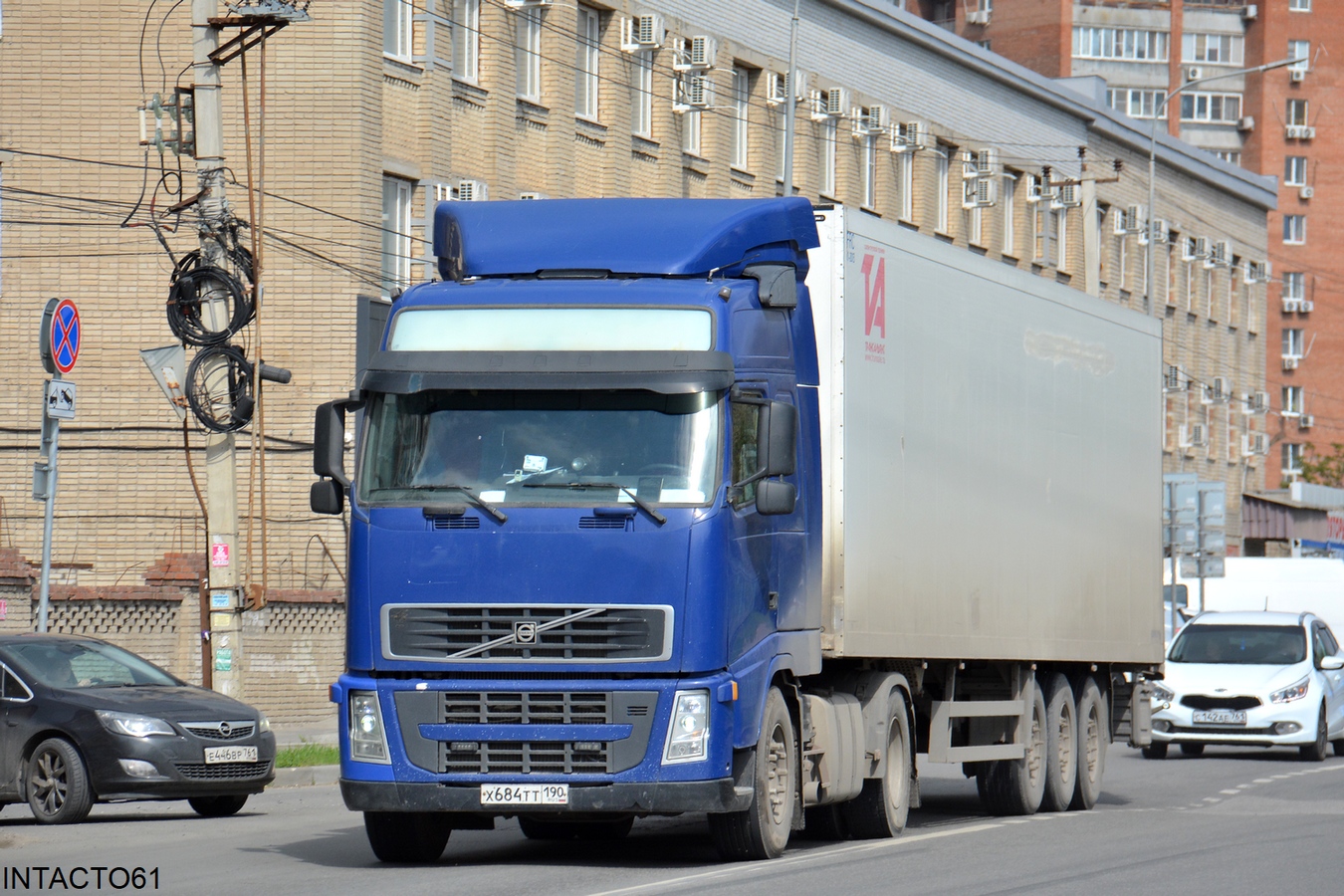 Ростовская область, № Х 684 ТТ 190 — Volvo ('2002) FH12.440