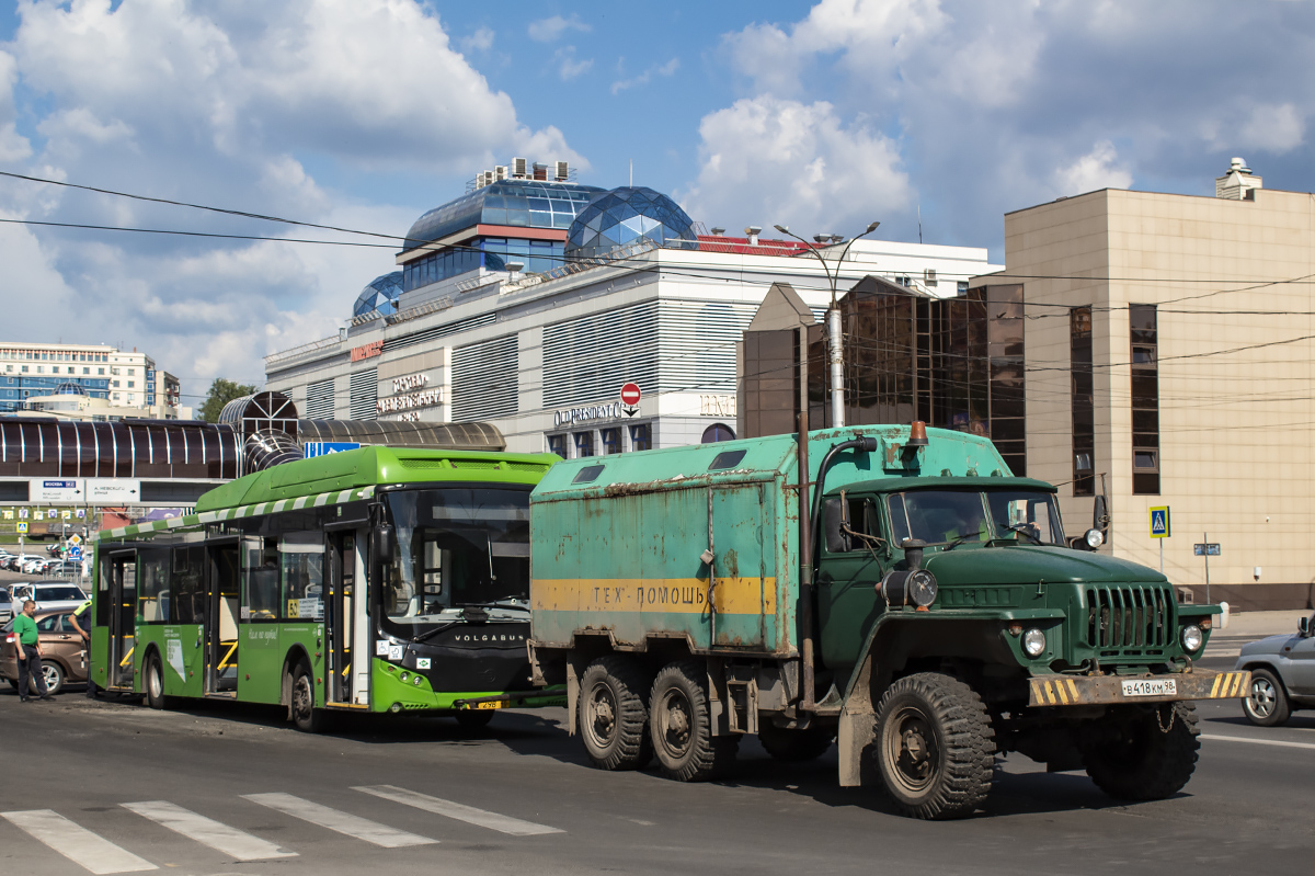 Санкт-Петербург, № 23378 — Урал-4320 / 5557 (общая модель)