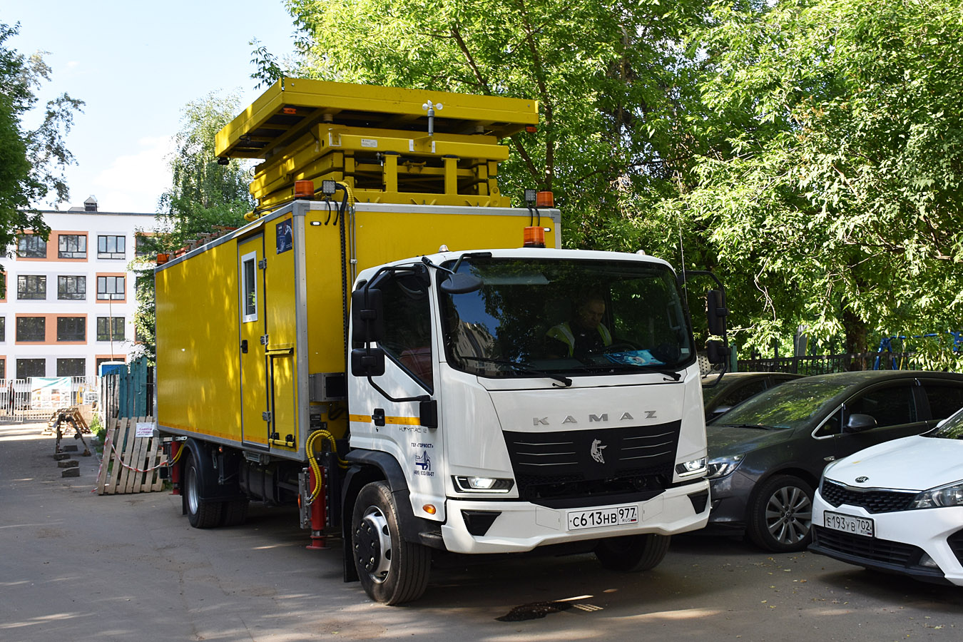 Москва, № С 613 НВ 977 — КамАЗ-43082-H5 "Компас 12"
