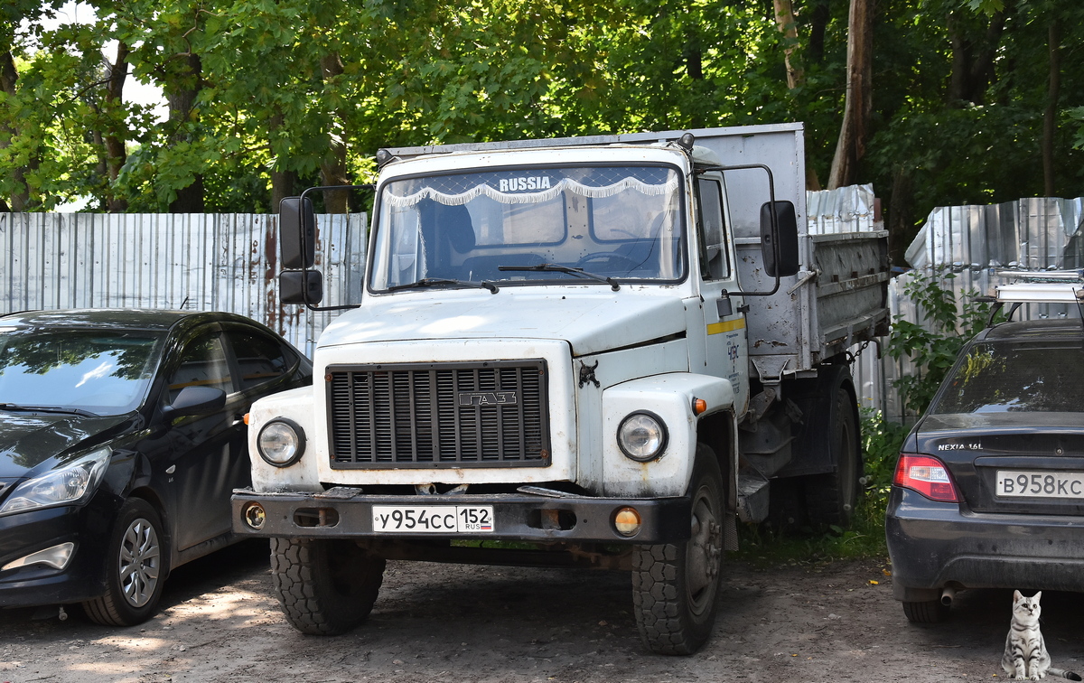 Нижегородская область, № У 954 СС 152 — ГАЗ-33072