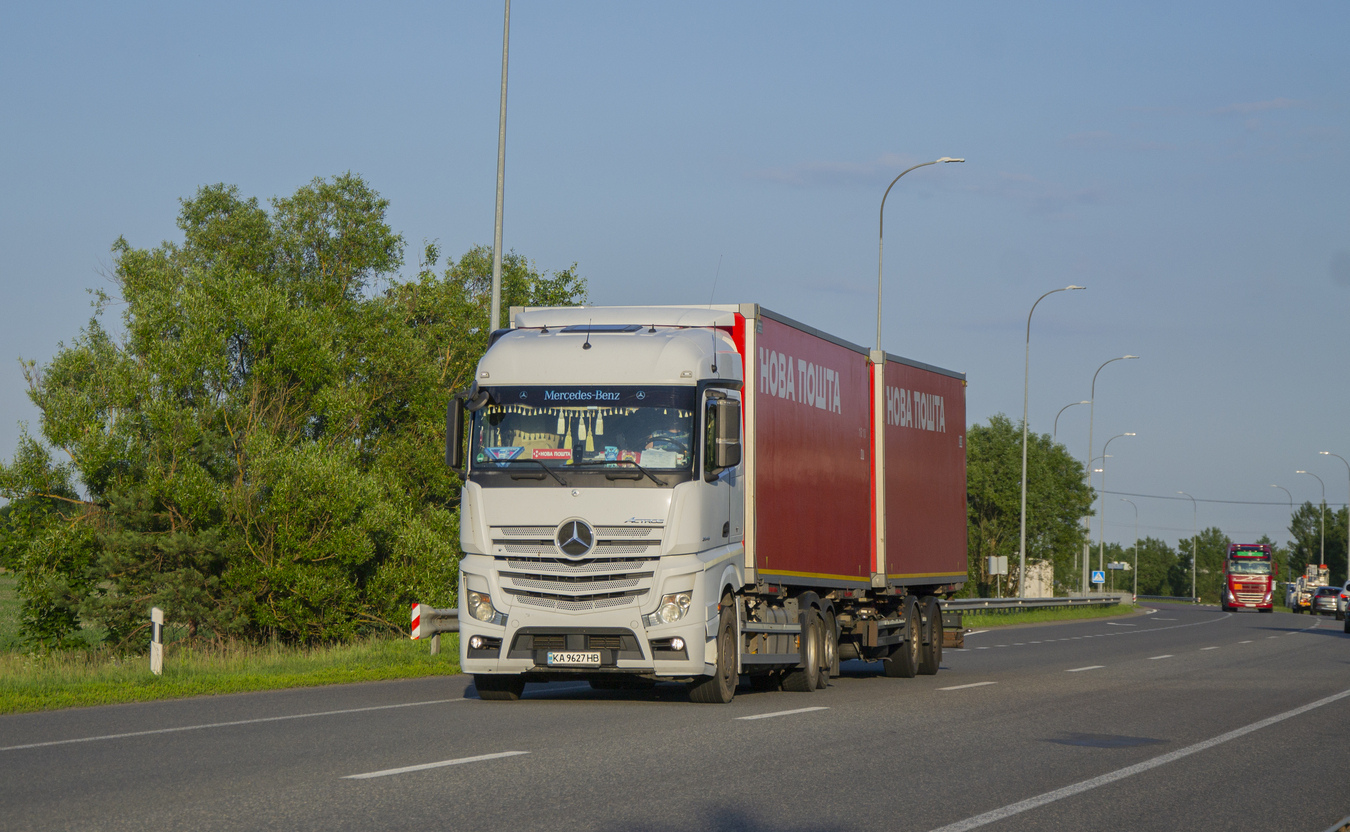 Киевская область, № КА 9627 НВ — Mercedes-Benz Actros ('2011) 2545