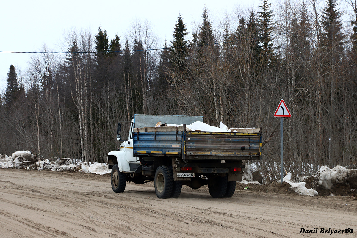 Ненецкий автономный округ, № А 556 ВС 83 — ГАЗ-33086 «Земляк»