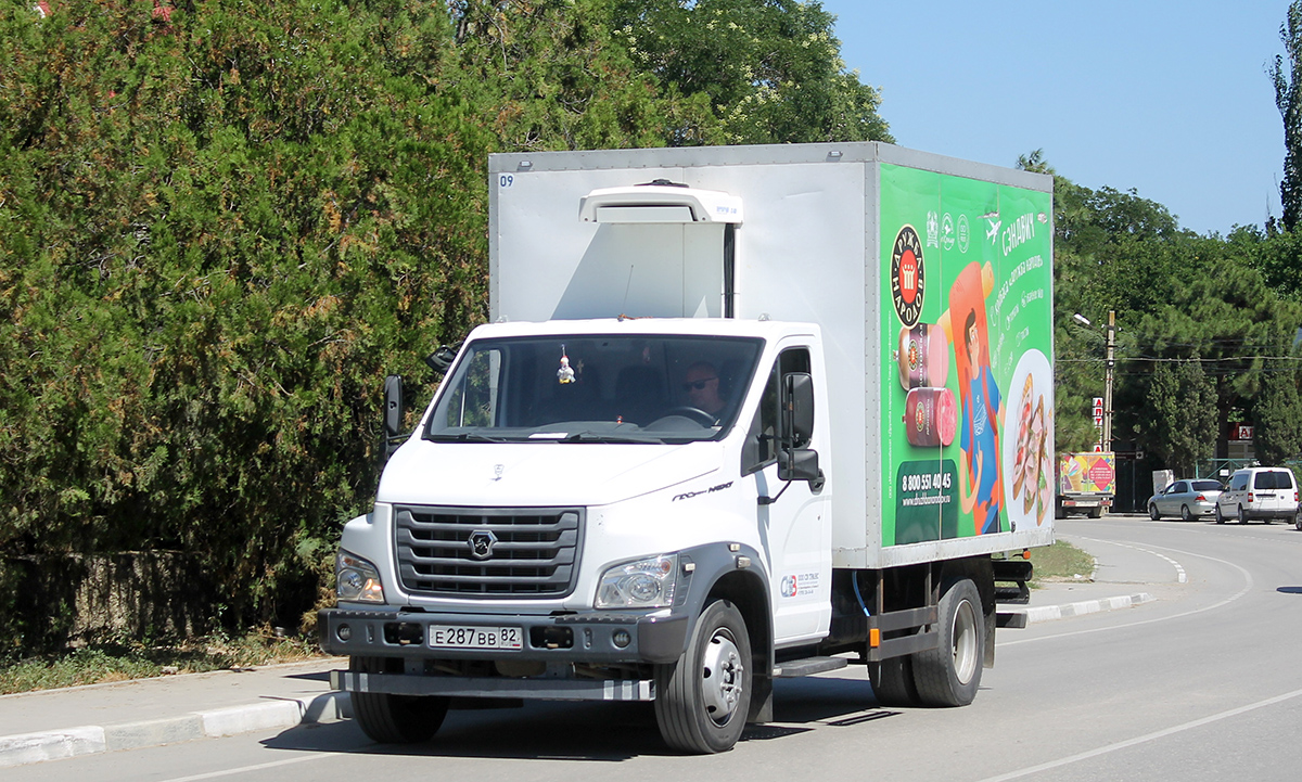 Крым, № Е 287 ВВ 82 — ГАЗ-C41R13