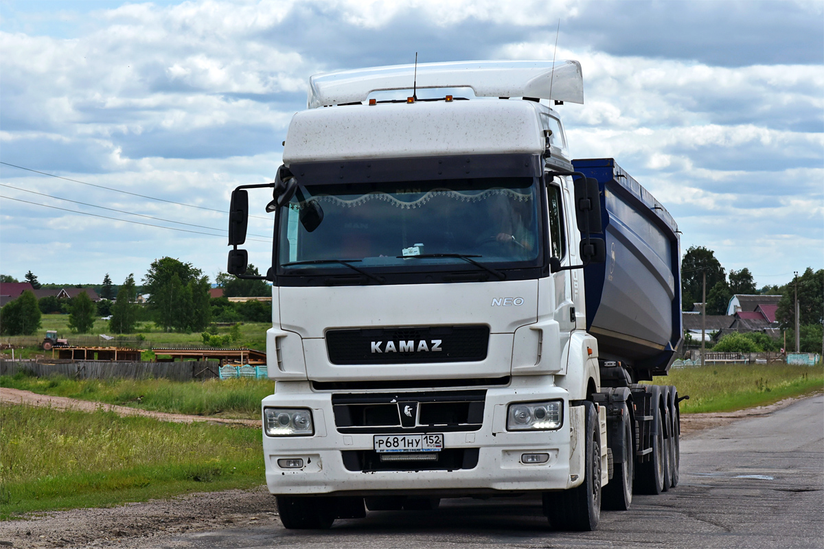 Нижегородская область, № Р 681 НУ 152 — КамАЗ-5490-S5(87)