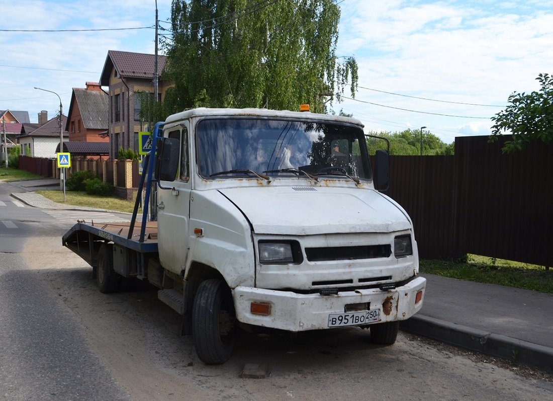 Московская область, № В 951 ВО 250 — ЗИЛ-5301 "Бычок"(общая модель)