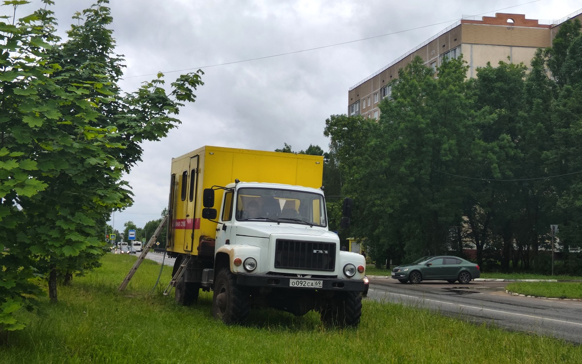 Тверская область, № О 092 СА 69 — ГАЗ-33081 «Садко»