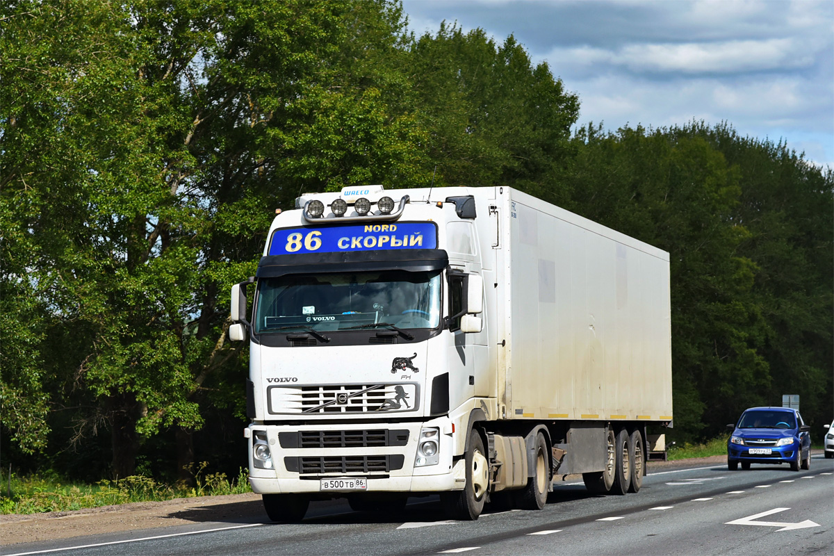 Ханты-Мансийский автоном.округ, № В 500 ТВ 86 — Volvo ('2002) FH12.440