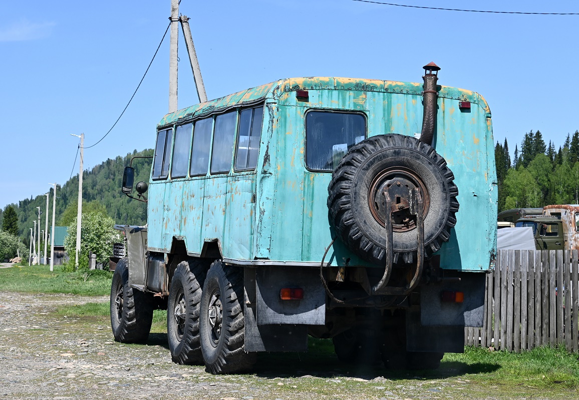 Кемеровская область, № М 742 НК 42 — Урал-375Д