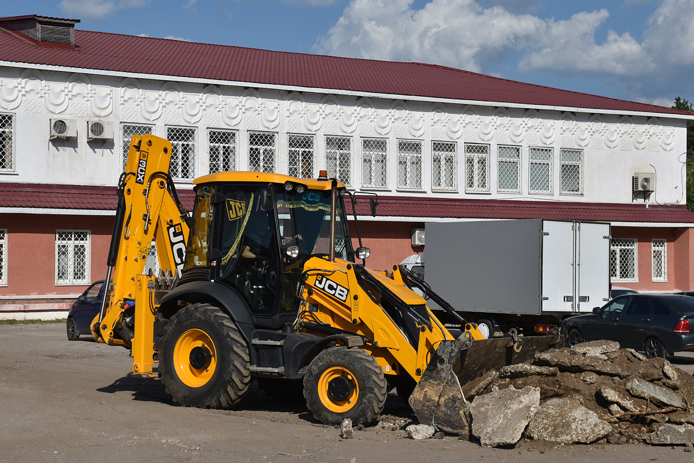 Рязанская область, № 0084 ММ 77 — JCB 3CX