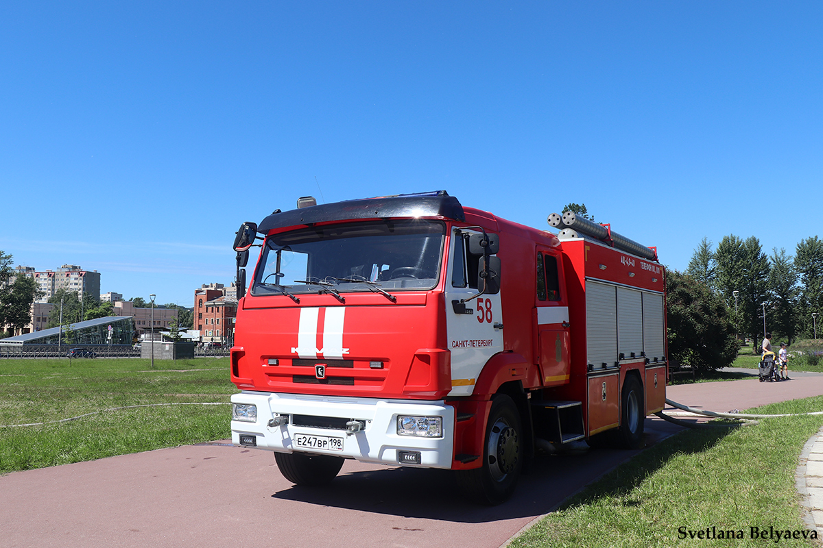 Санкт-Петербург, № Е 247 ВР 198 — КамАЗ-43253-G5(69)