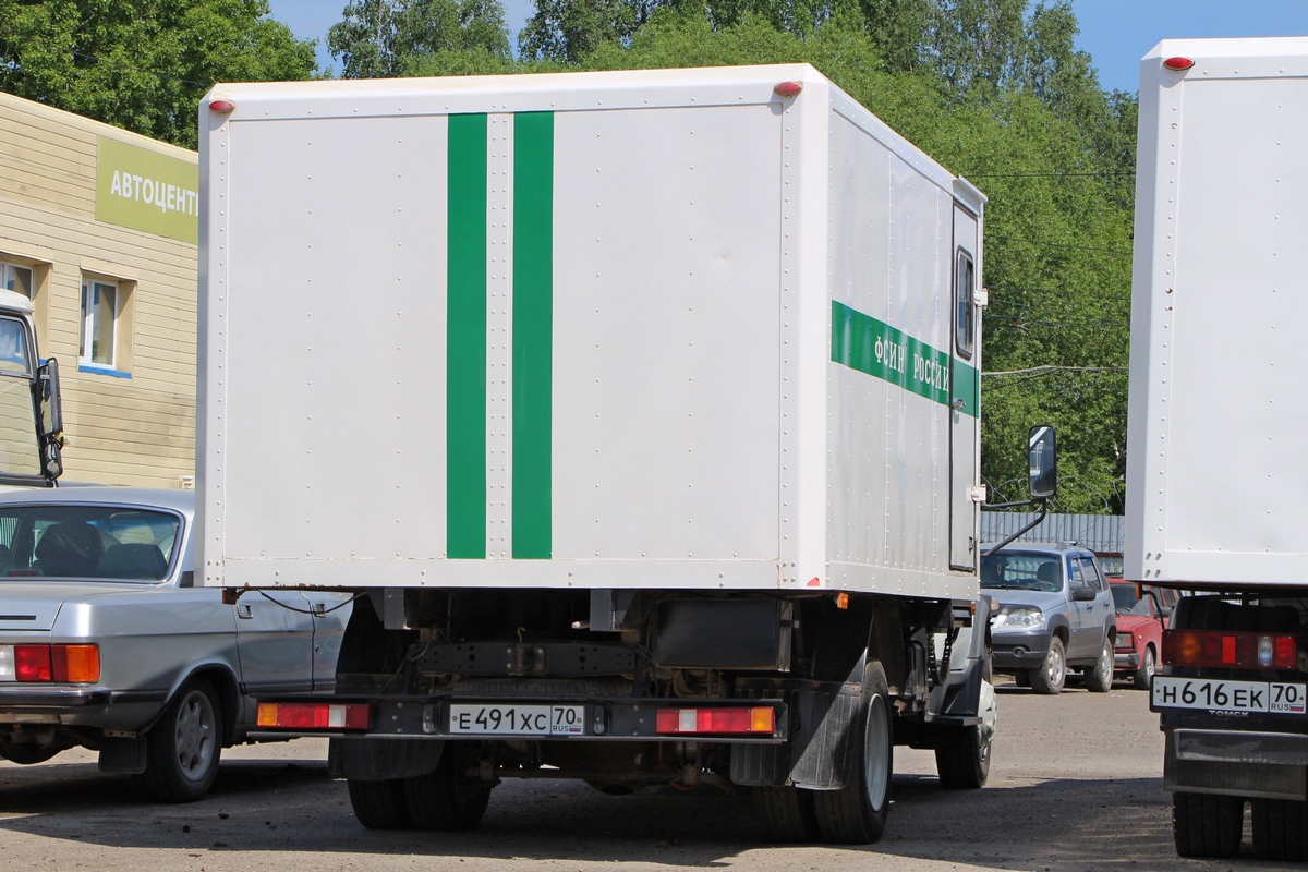 Томская область, № Е 491 ХС 70 — ГАЗ-33106 "Валдай"
