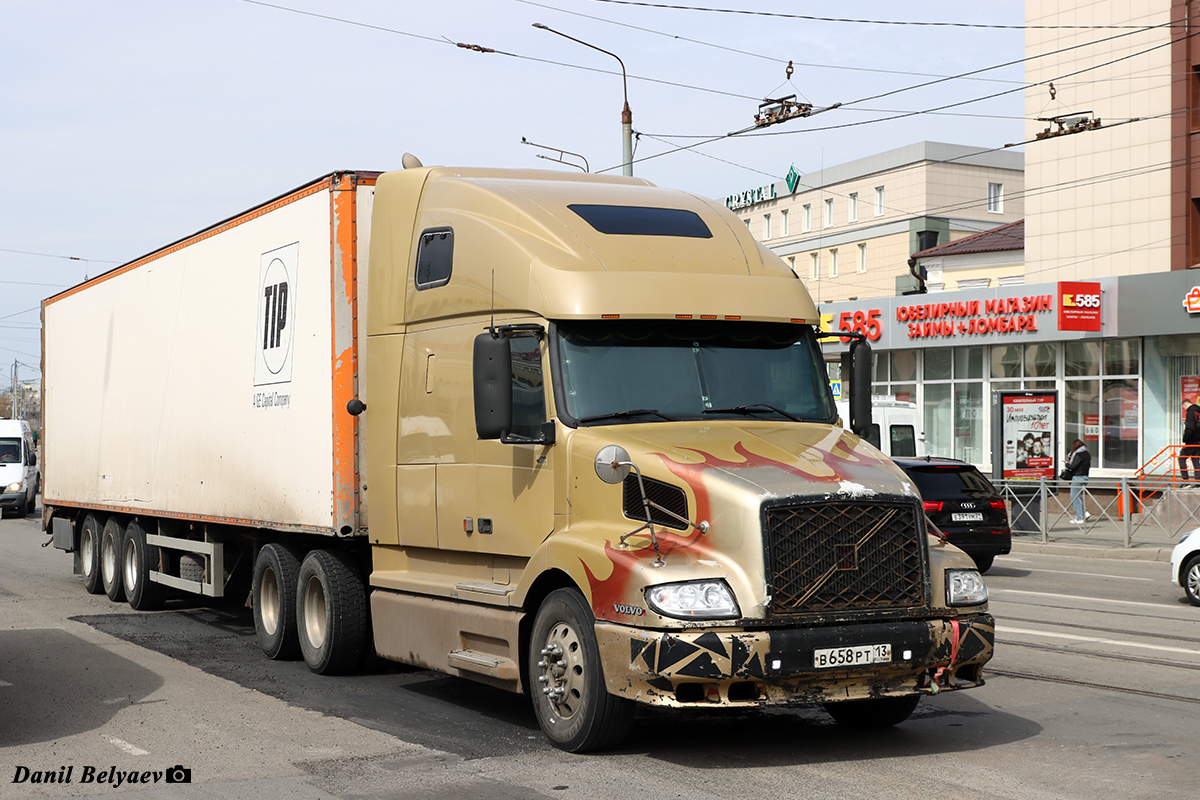 Мордовия, № В 658 РТ 13 — Volvo VNL610