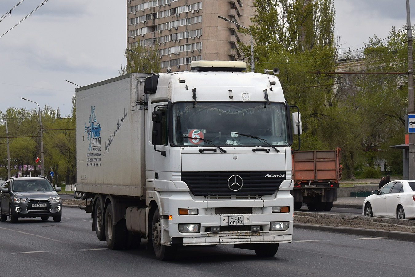 Волгоградская область, № М 217 ОВ 134 — Mercedes-Benz Actros ('1997) 2540