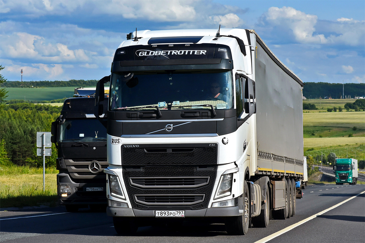 Москва, № Т 893 РО 797 — Volvo ('2012) FH.460