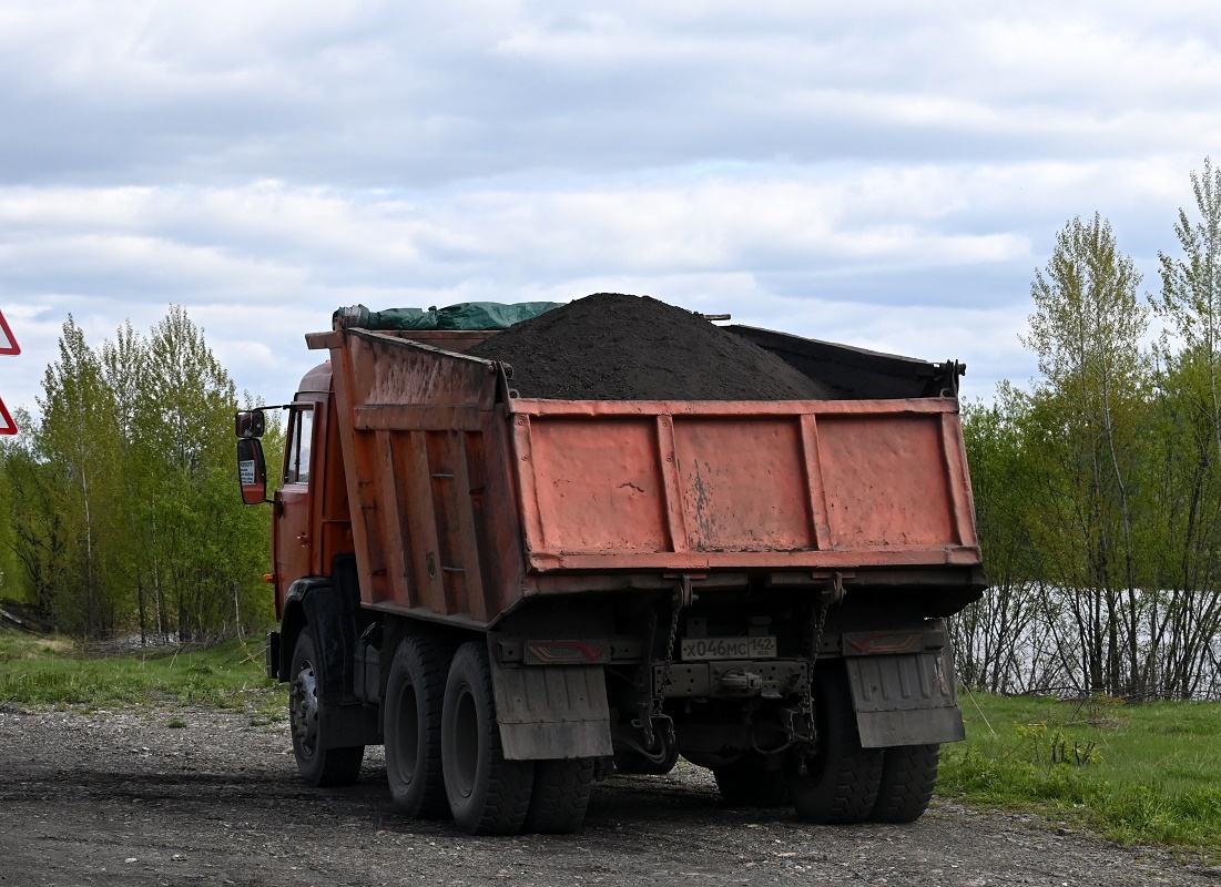 Кемеровская область, № Х 046 МС 142 — КамАЗ-65115-13 [65115N]