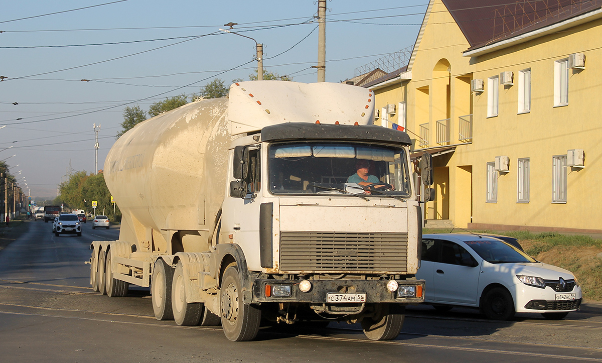 Оренбургская область, № С 374 АМ 56 — МАЗ-642208