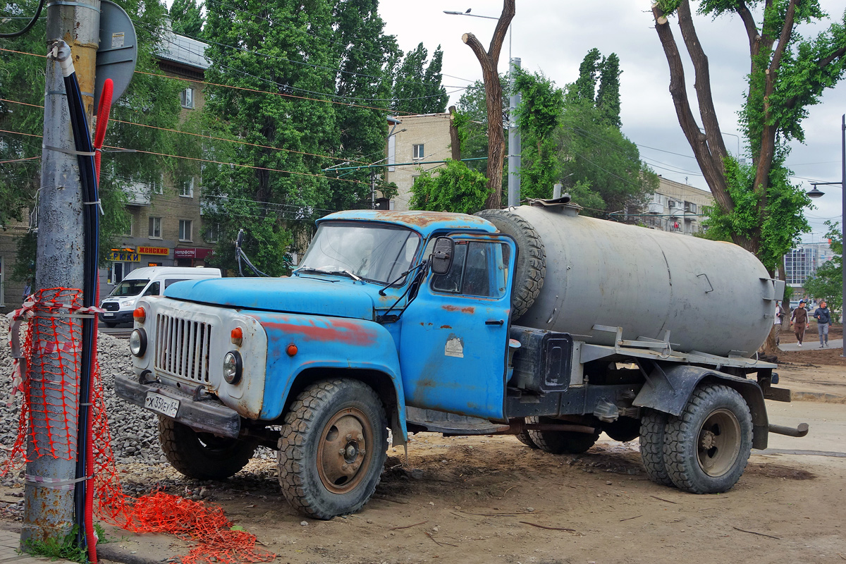 Саратовская область, № Х 358 ЕУ 64 — ГАЗ-53-12