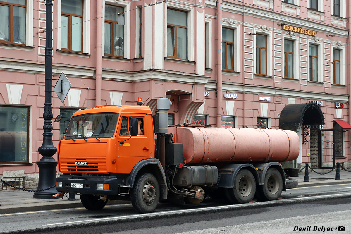 Санкт-Петербург, № В 742 ЕР 178 — КамАЗ-65115-62