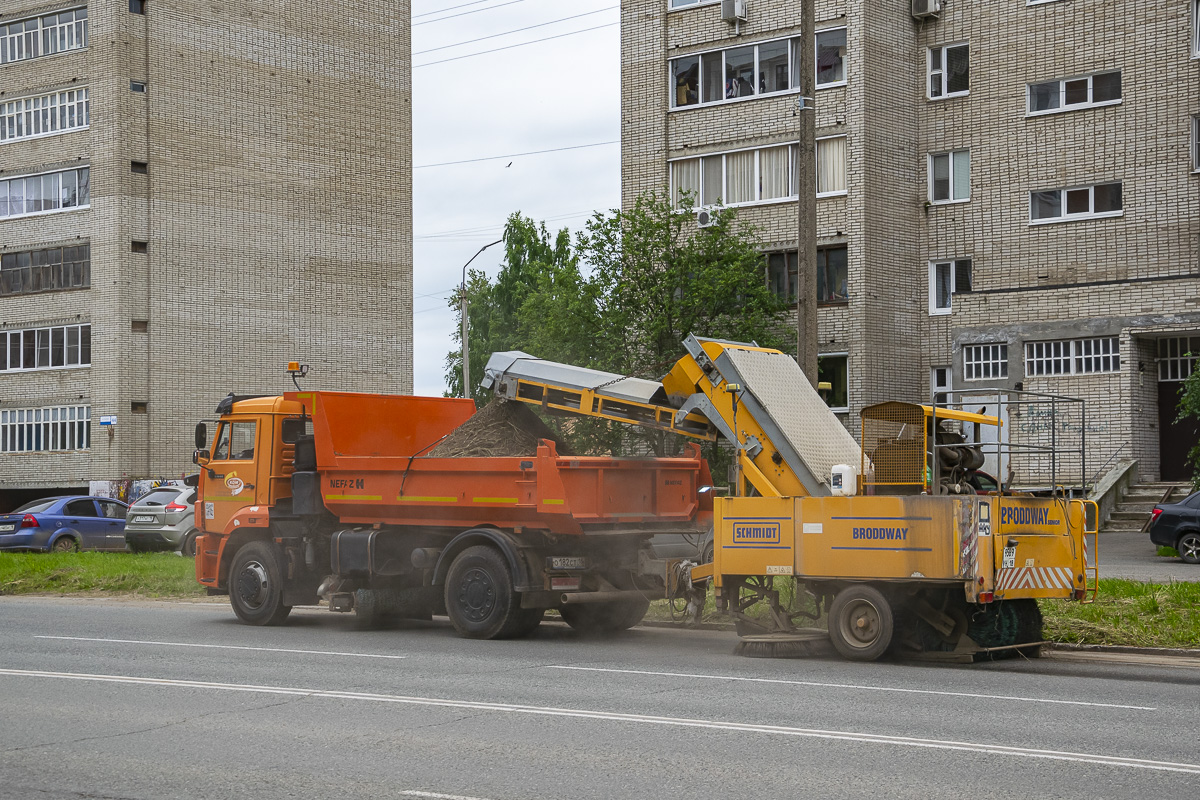 Удмуртия, № О 182 СТ 18 — КамАЗ-43253-02 [43253C]; Удмуртия, № 6569 УН 18 —  Прочие модели