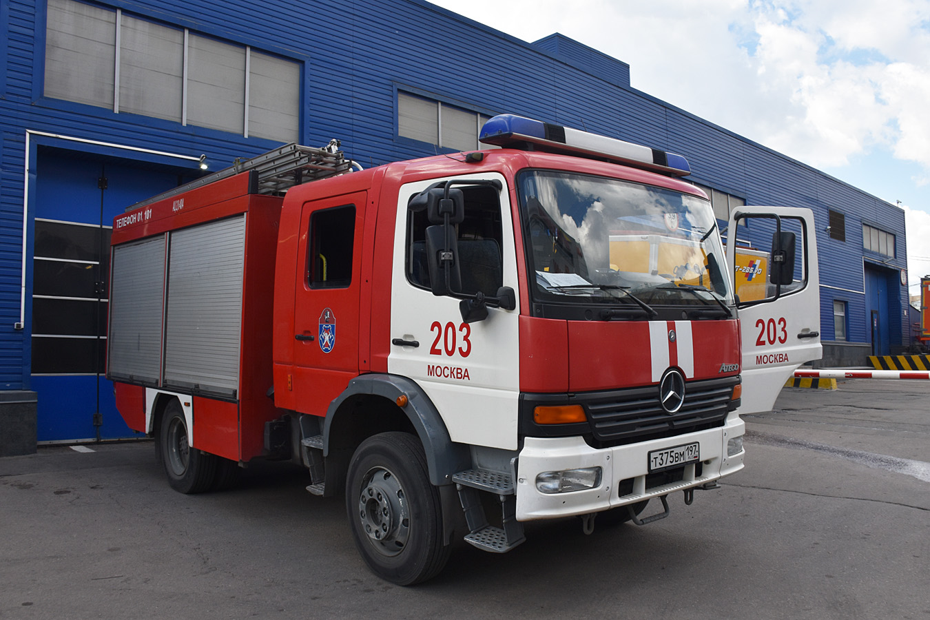 Москва, № Т 375 ВМ 197 — Mercedes-Benz Atego 1325