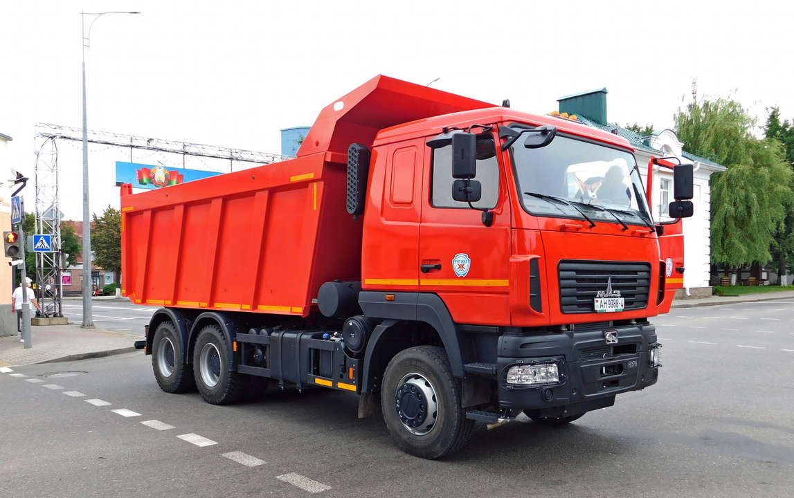 Гродненская область, № AH 9988-4 — МАЗ-650128