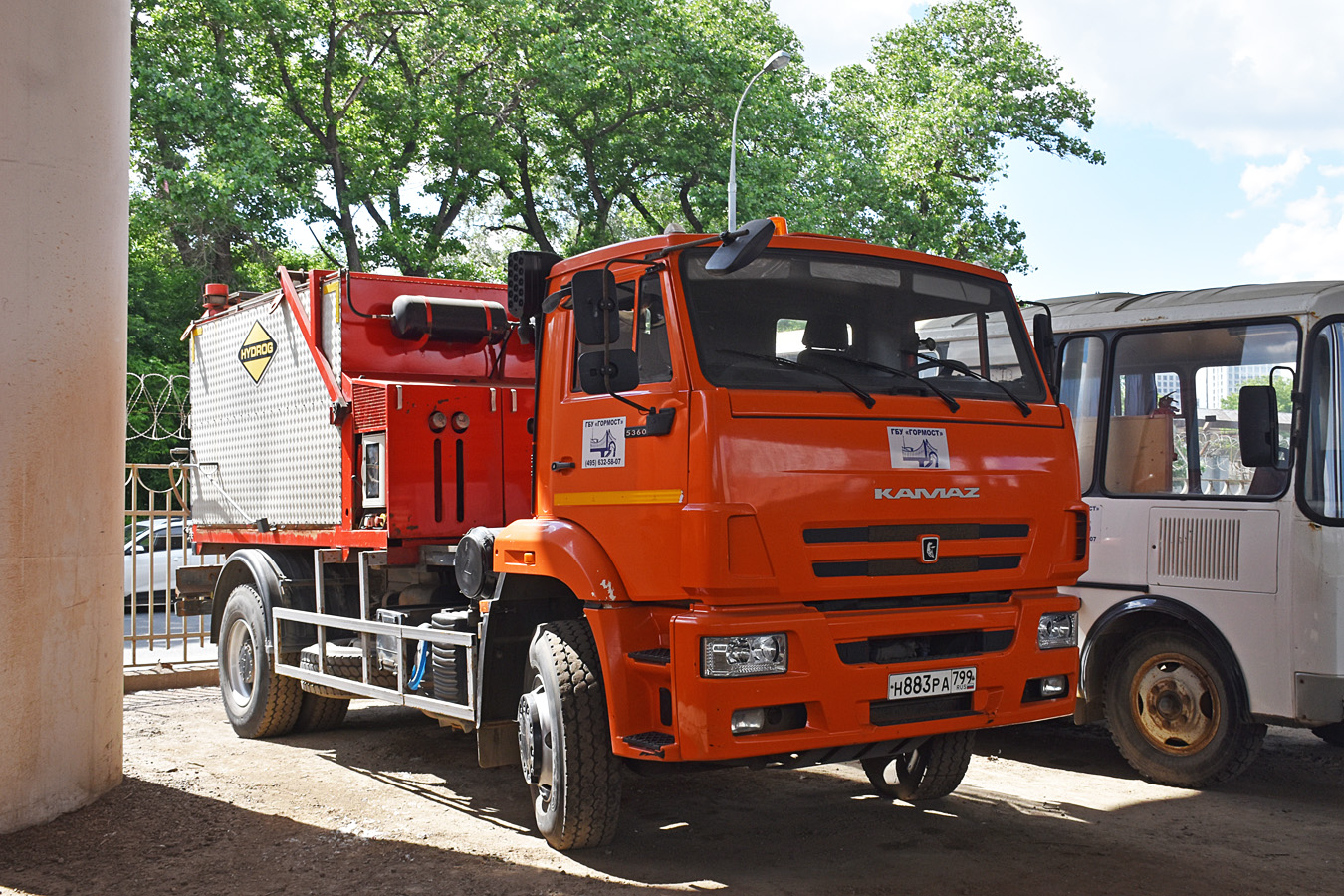 Москва, № Н 883 РА 799 — КамАЗ-53605 (общая модель)