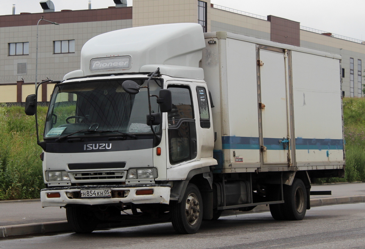 Дагестан, № Н 854 КН 05 — Isuzu Forward (общая модель)