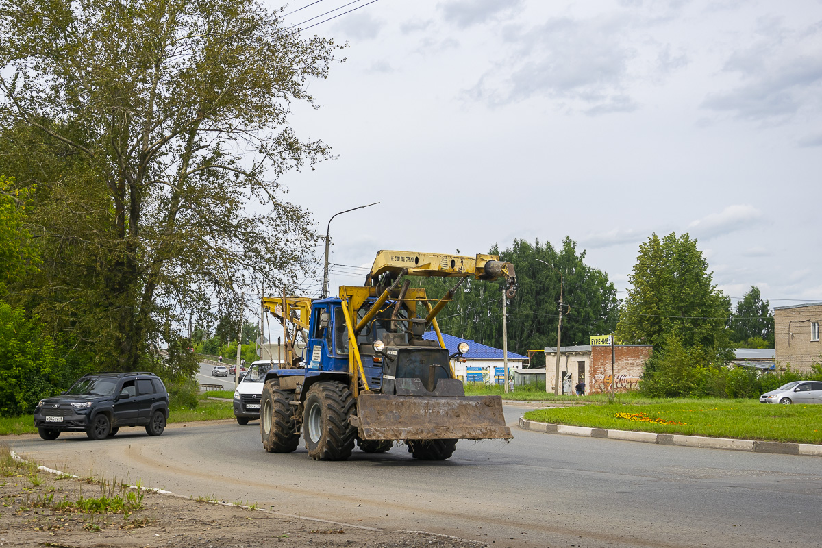 Удмуртия, № 3187 УУ 18 — Т-150К