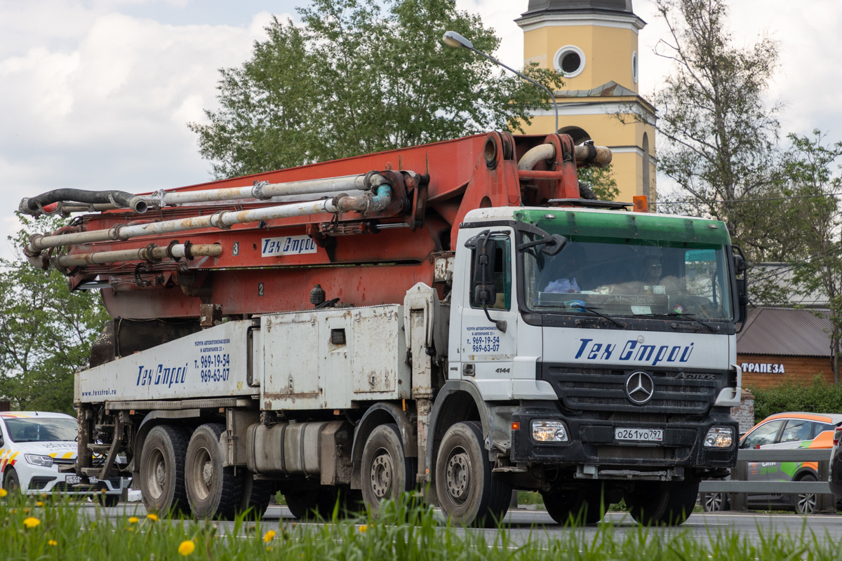 Москва, № О 261 УО 797 — Mercedes-Benz Actros ('2003) 4144