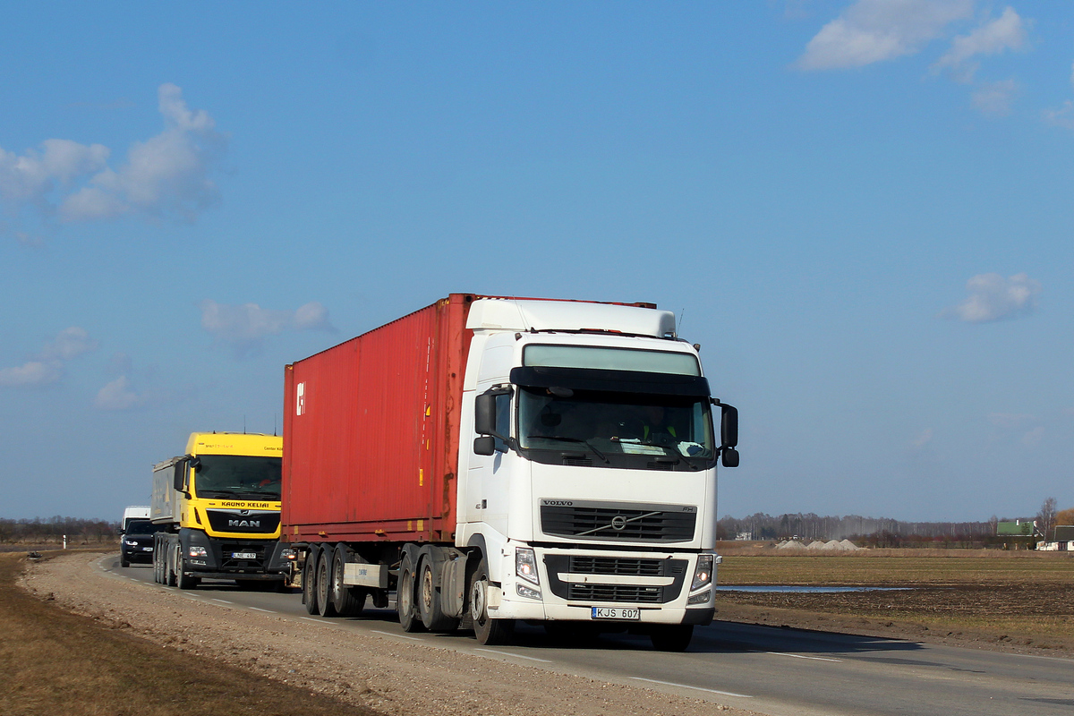 Литва, № KJS 607 — Volvo ('2008) FH.460