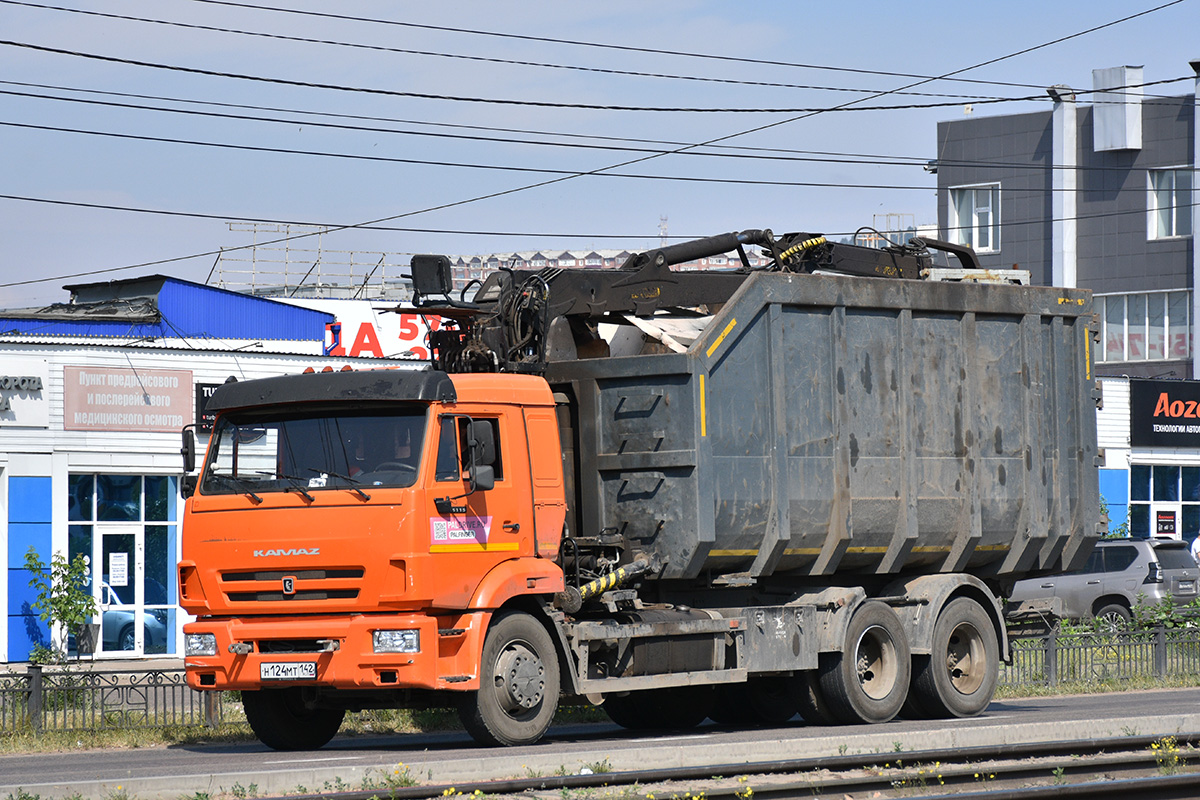 Бурятия, № Н 124 МТ 142 — КамАЗ-65115 (общая модель)
