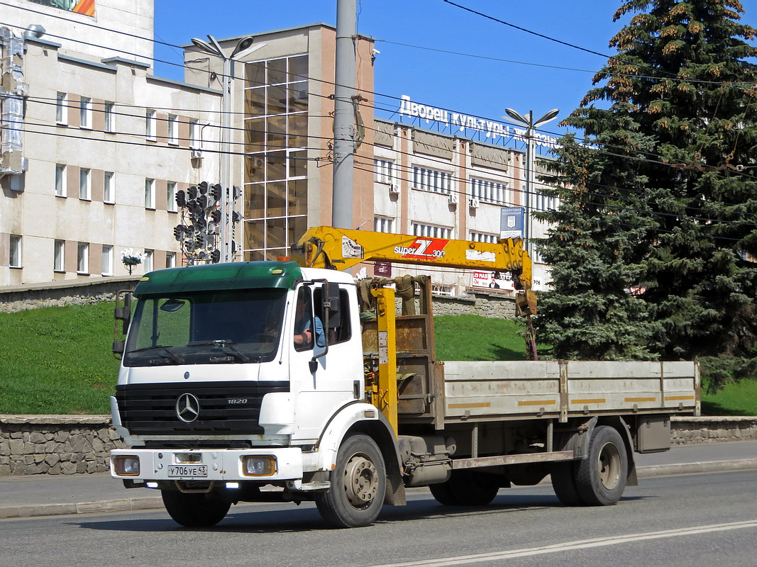 Кировская область, № У 706 УЕ 43 — Mercedes-Benz SK 1820